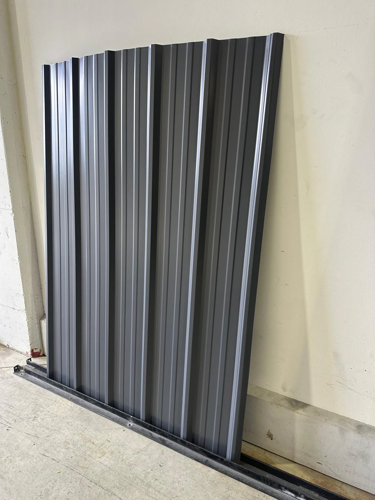 Classic Rib Metal Siding Panels - Image 11