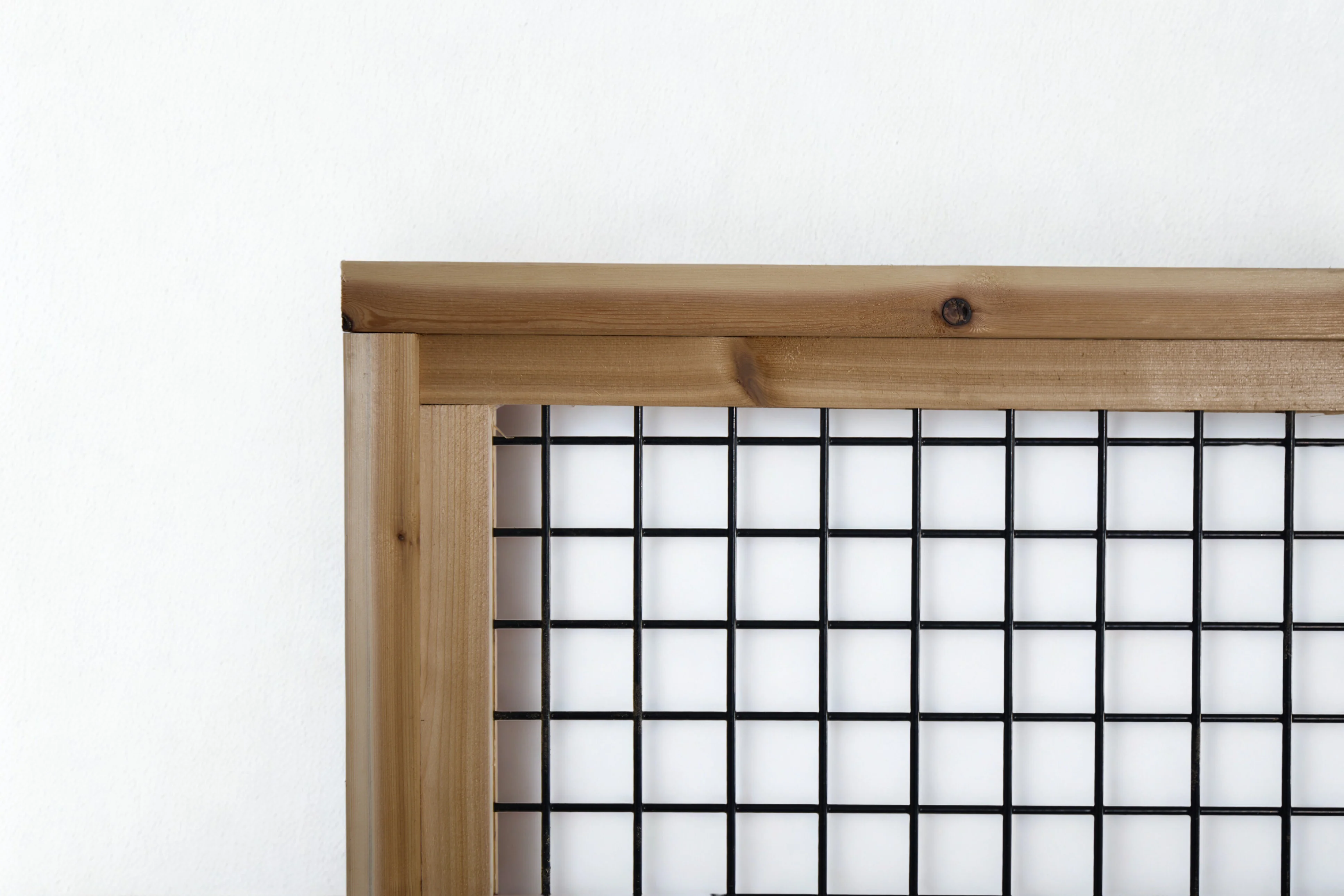 Black Hog Wire Fence Panels - Image 11