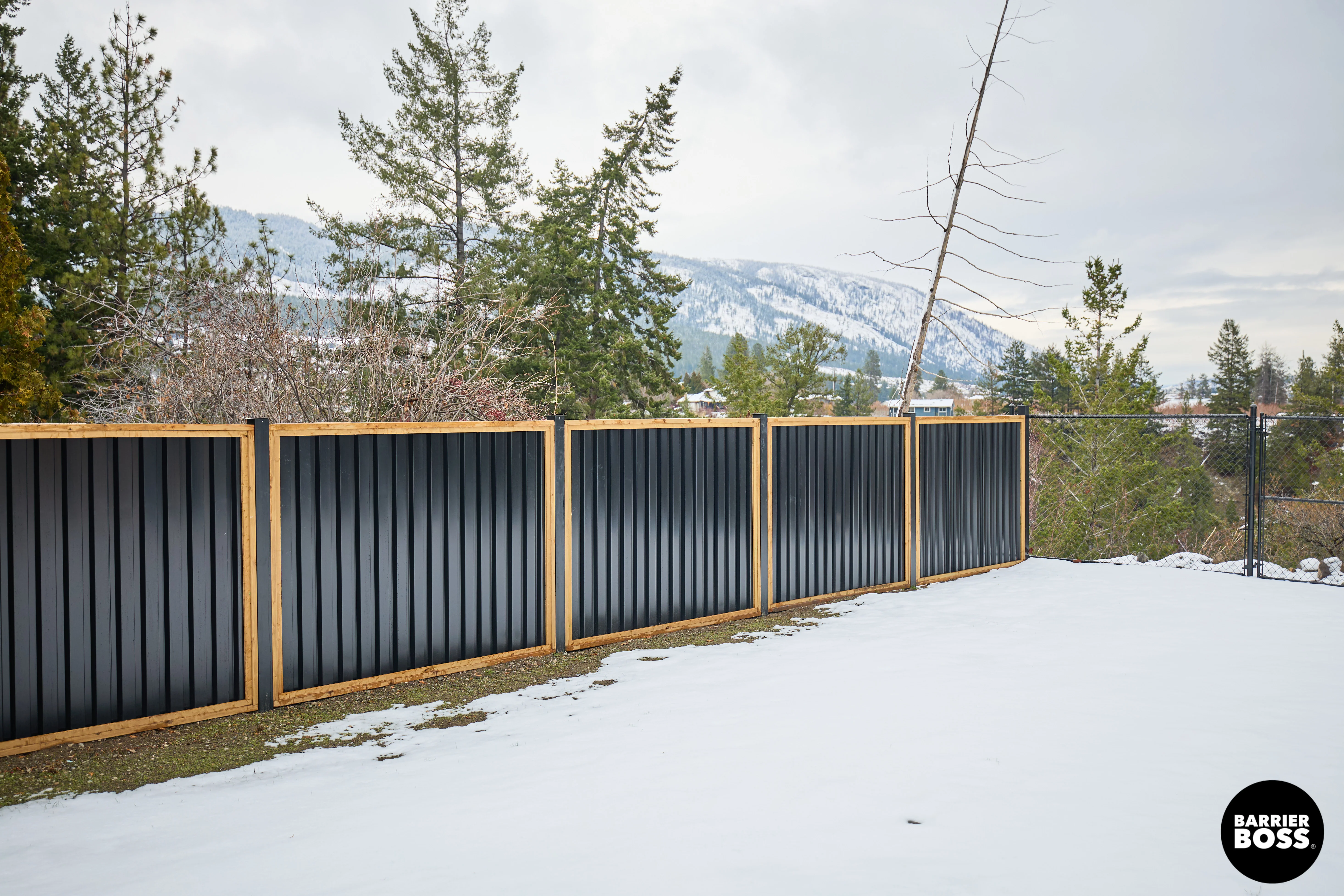 Metal Fence Posts - Image 11