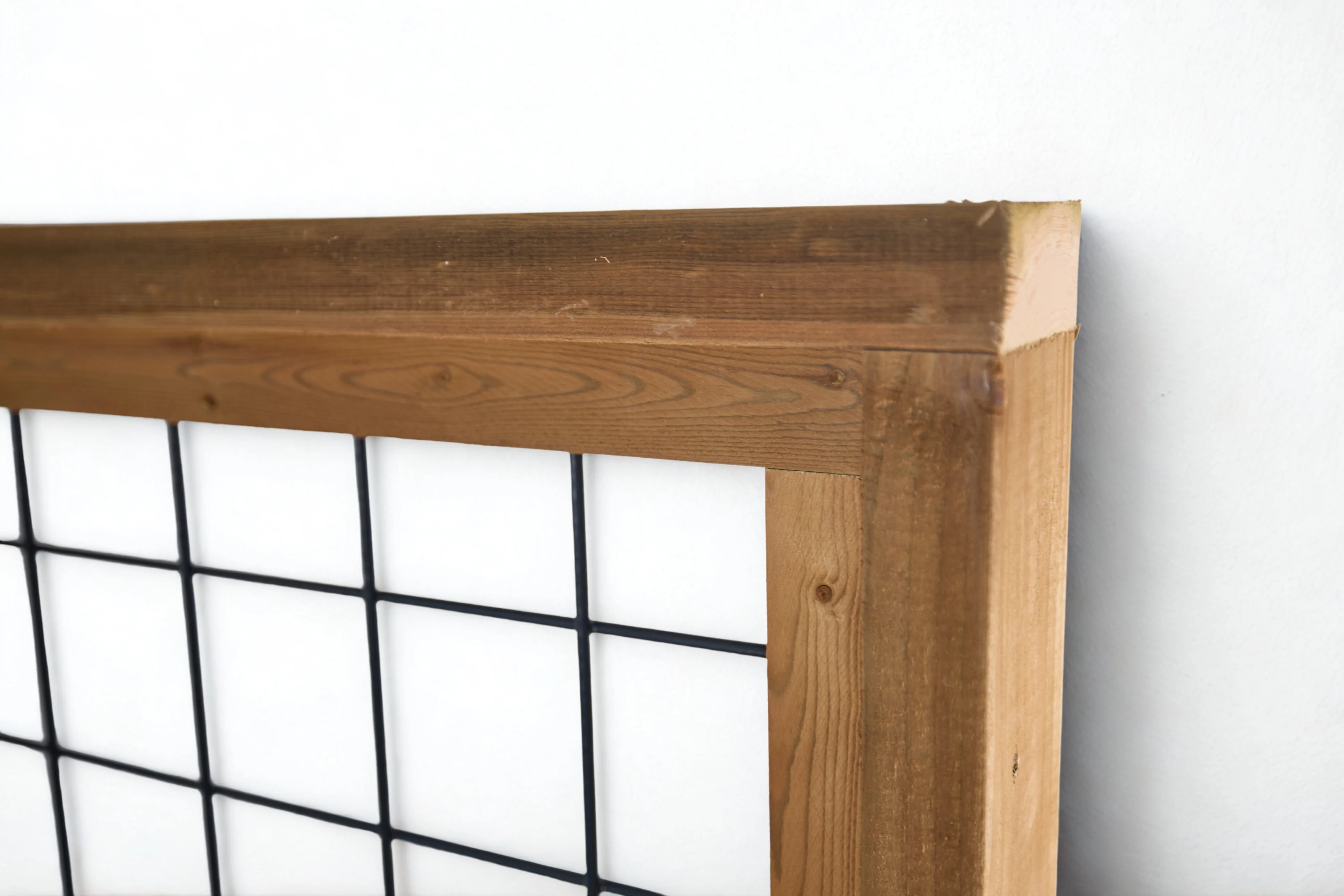 Silver Cattle Panel Fence - Image 31